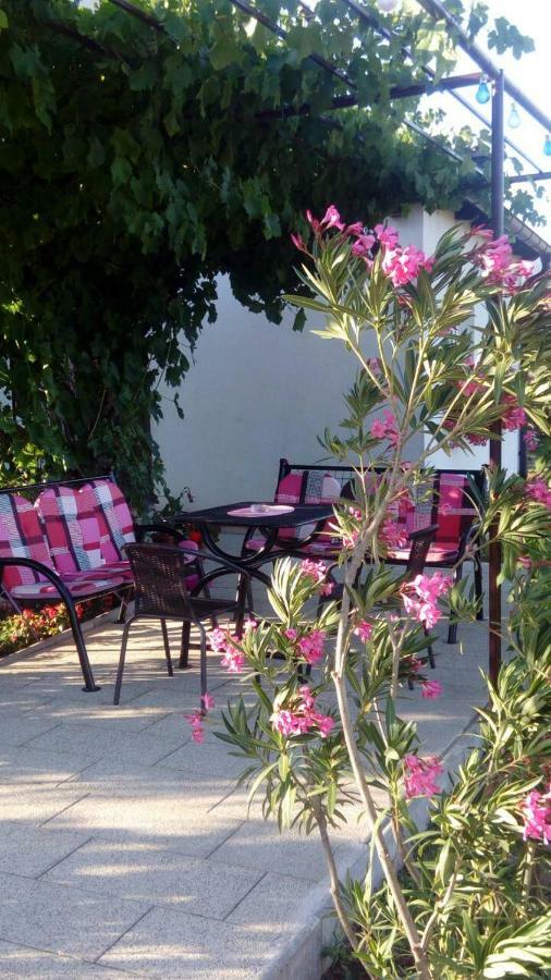 Apartments Zegarac House كورينيتسا المظهر الخارجي الصورة